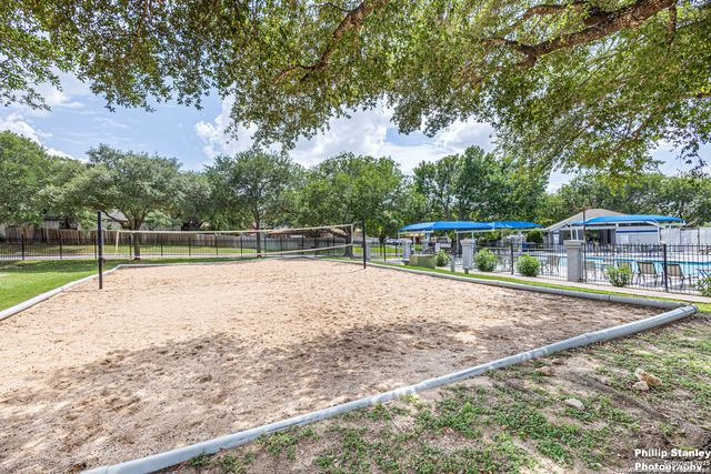 7310 Hunters Lk, San Antonio, TX 78249