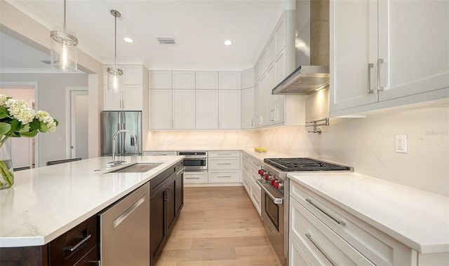 7700 SANDHILL LAKE DRIVE, Sarasota, FL 34241