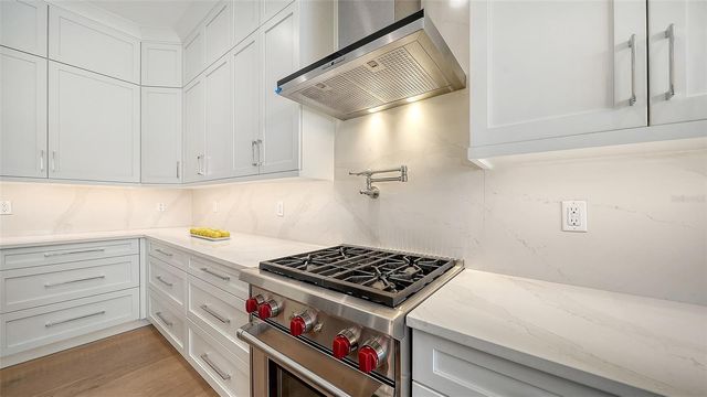 7700 SANDHILL LAKE DRIVE, Sarasota, FL 34241