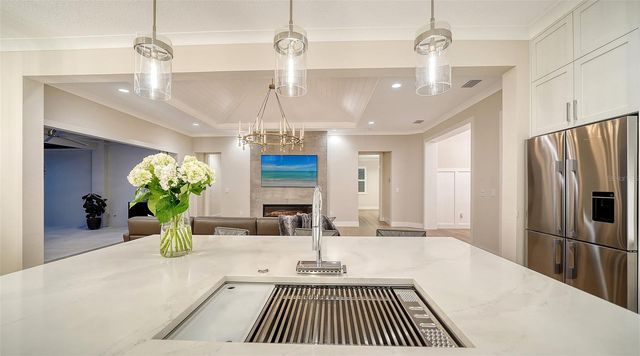7700 SANDHILL LAKE DRIVE, Sarasota, FL 34241