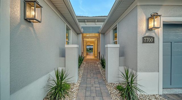 7700 SANDHILL LAKE DRIVE, Sarasota, FL 34241