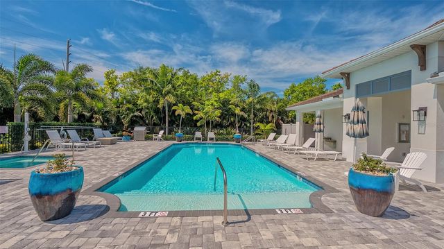 7700 SANDHILL LAKE DRIVE, Sarasota, FL 34241