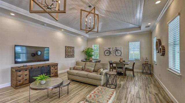 7700 SANDHILL LAKE DRIVE, Sarasota, FL 34241