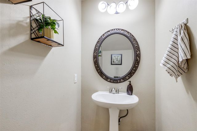 15610 Manorford Court, Houston, TX 77095