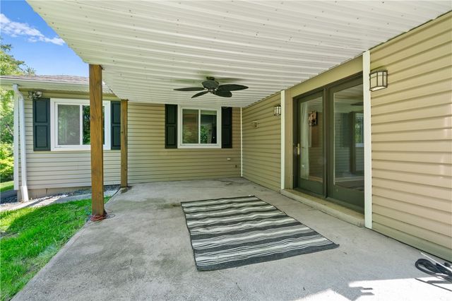 2813 Glenny Lane Ext, West Mifflin, PA 15122
