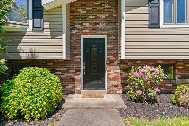 2813 Glenny Lane Ext, West Mifflin, PA 15122