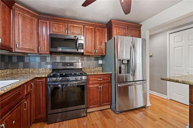 2813 Glenny Lane Ext, West Mifflin, PA 15122