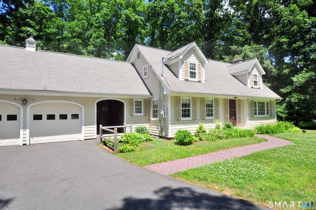 220 Arch Road, Avon, CT 06001