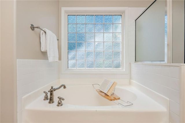 4150 Lake Pass Lane, Suwanee, GA 30024