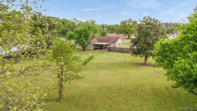 7790 Holtville Road, Wetumpka, AL 36092