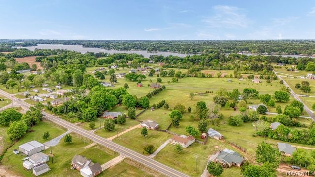 7790 Holtville Road, Wetumpka, AL 36092