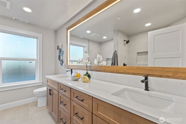 1513 176th Avenue Ct E, Lake Tapps, WA 98391