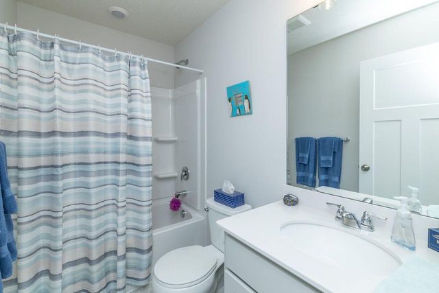 6590 Jody Avenue S, Cottage Grove, MN 55016