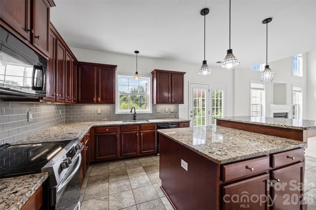 295 Age Old Way, Rock Hill, SC 29732