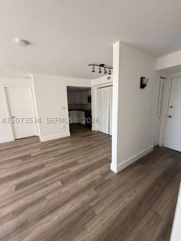 1720 NW N River Dr 408, Miami, FL 33125