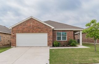 1637 Shadow Hawk Drive, Fort Worth, TX 76052