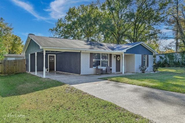 105 Cleveland Street, Benton, LA 71006