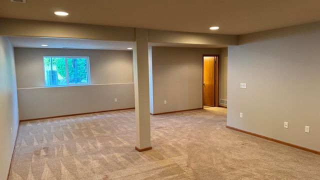 5008 Luke Street Street, Cedar Falls, IA 50613