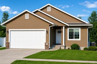 5008 Luke Street Street, Cedar Falls, IA 50613