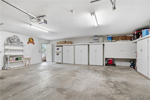 6610 S Merleing Loop, Floral City, FL 34436