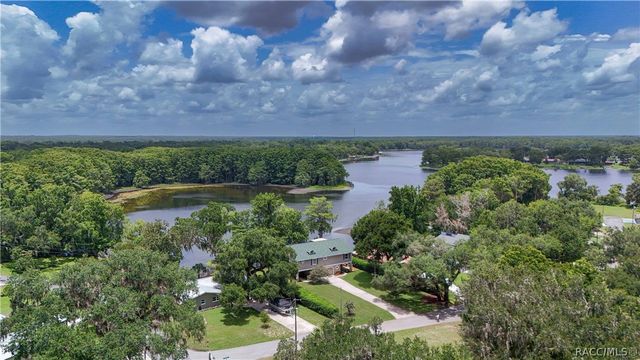 6610 S Merleing Loop, Floral City, FL 34436