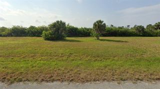 8 MISTLETOE LANE, Placida, FL 33946