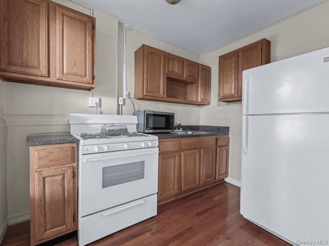 750 Halsey Street, Brooklyn, NY 11233