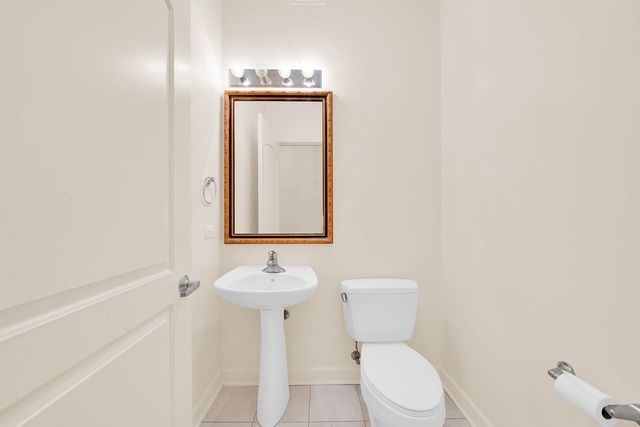 450 E Waterside Drive 2902, Chicago, IL 60601