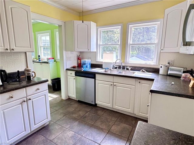 131 Young Street, Elkin, NC 28621