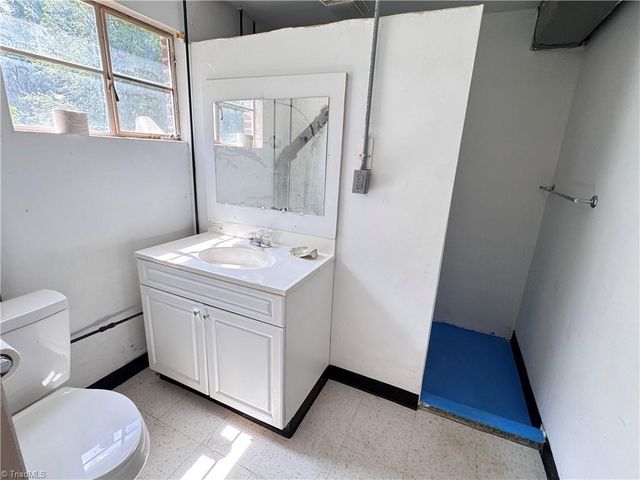 131 Young Street, Elkin, NC 28621