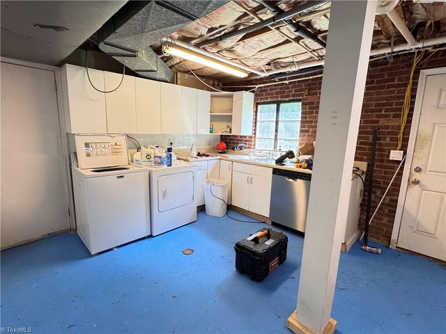 131 Young Street, Elkin, NC 28621