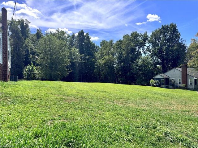 131 Young Street, Elkin, NC 28621