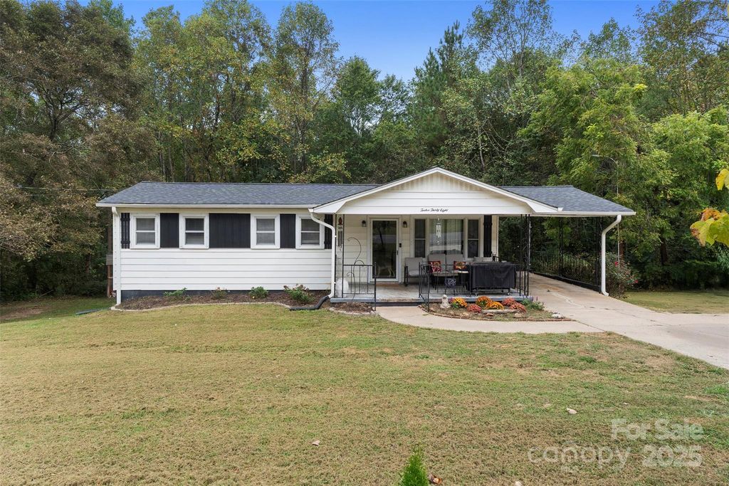1238 Oak Grove Road, Kings Mountain, NC 28086