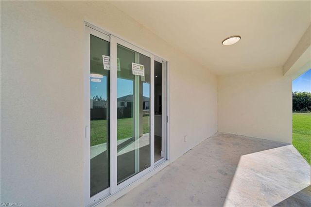 1122 NW 15th TER, Cape Coral, FL 33993