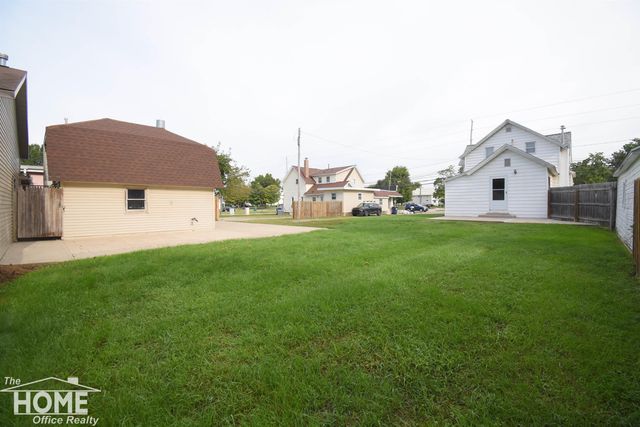 706 Corunna Avenue, Owosso, MI 48867