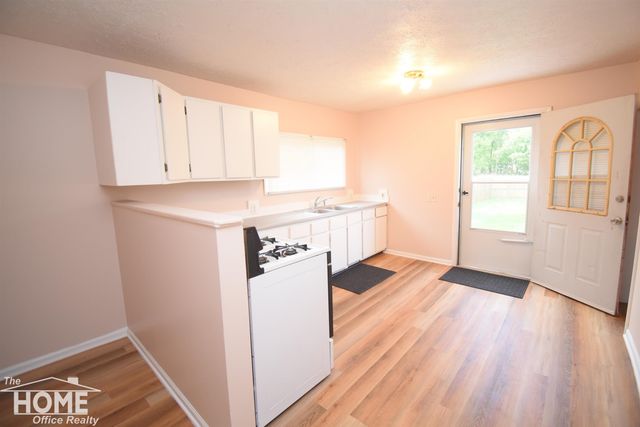 706 Corunna Avenue, Owosso, MI 48867