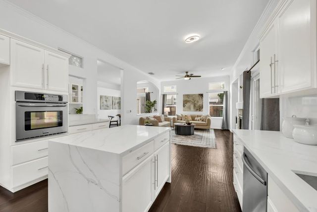 8472 Kingsland Ct, Elk Grove, CA 95624