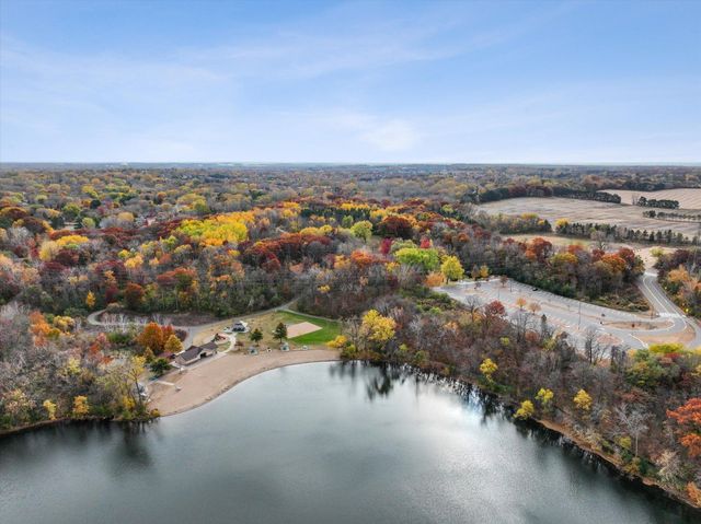 10532 Bent Pine Lane, Woodbury, MN 55129