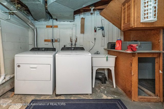 537 Gunson Street, East Lansing, MI 48823