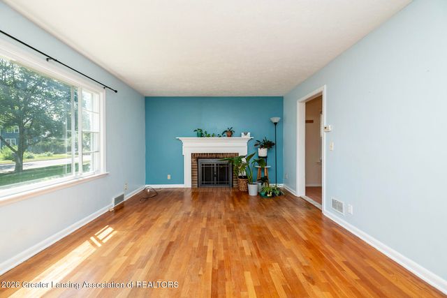 537 Gunson Street, East Lansing, MI 48823