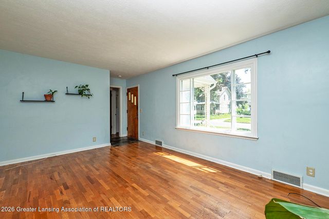 537 Gunson Street, East Lansing, MI 48823