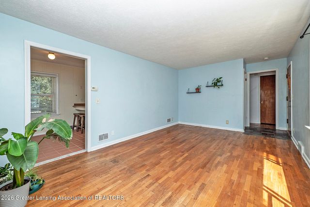537 Gunson Street, East Lansing, MI 48823