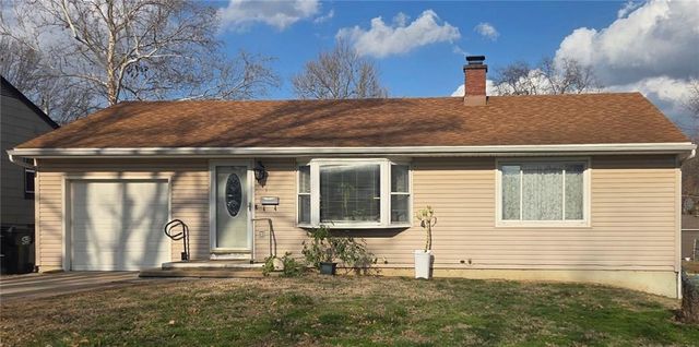 611 N Sunset Drive, Independence, MO 64050