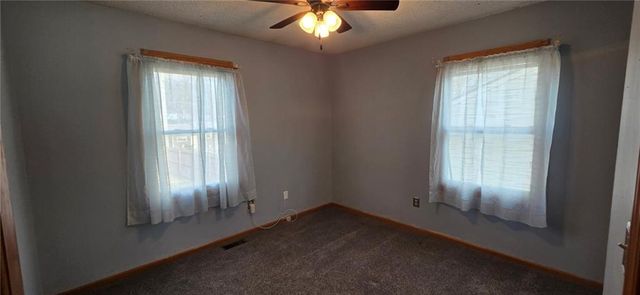 611 N Sunset Drive, Independence, MO 64050