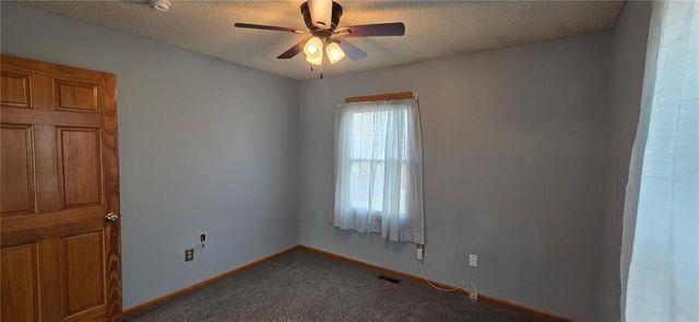 611 N Sunset Drive, Independence, MO 64050