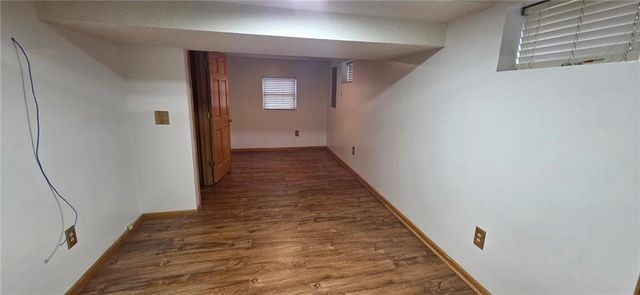 611 N Sunset Drive, Independence, MO 64050