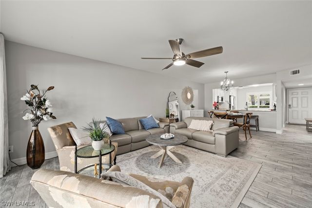 5965 Bloomfield CIR B104, Naples, FL 34112