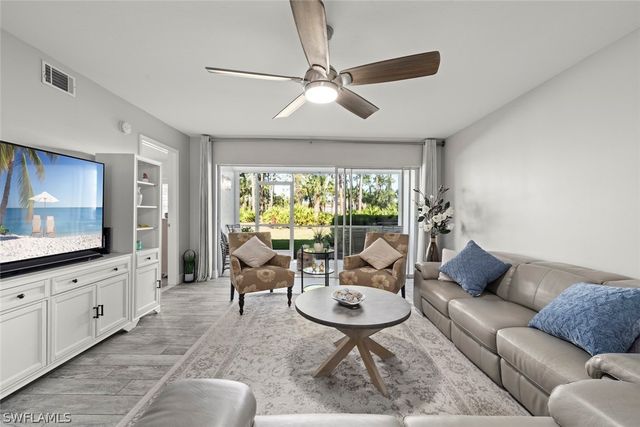 5965 Bloomfield CIR B104, Naples, FL 34112