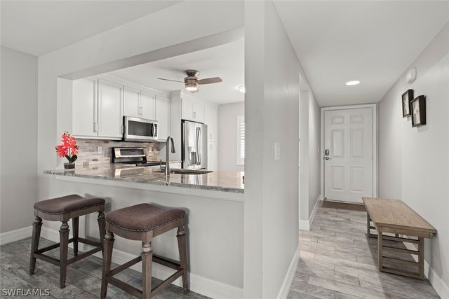 5965 Bloomfield CIR B104, Naples, FL 34112