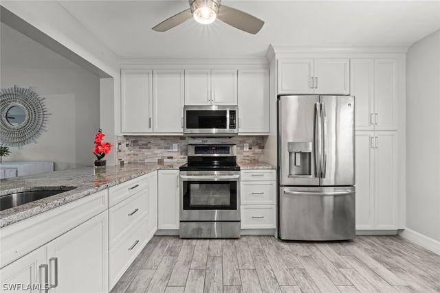 5965 Bloomfield CIR B104, Naples, FL 34112